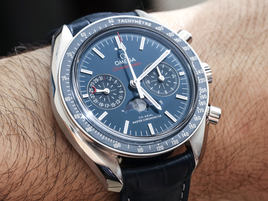 Omega Speedmaster Moonwatch Co-Axial Master Chronometer ...