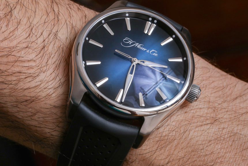 H. Moser & Cie Pioneer Centre Seconds Review