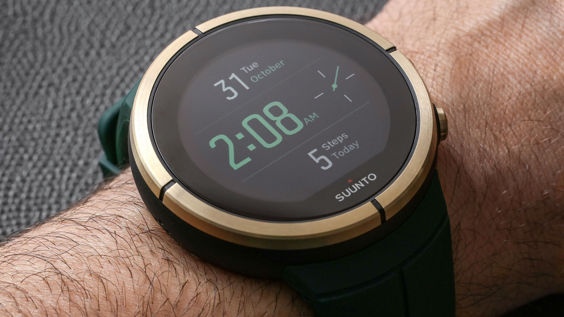 Review: An Afternoon Hike With The Suunto Spartan Ultra Fitness GPS Smartwatch