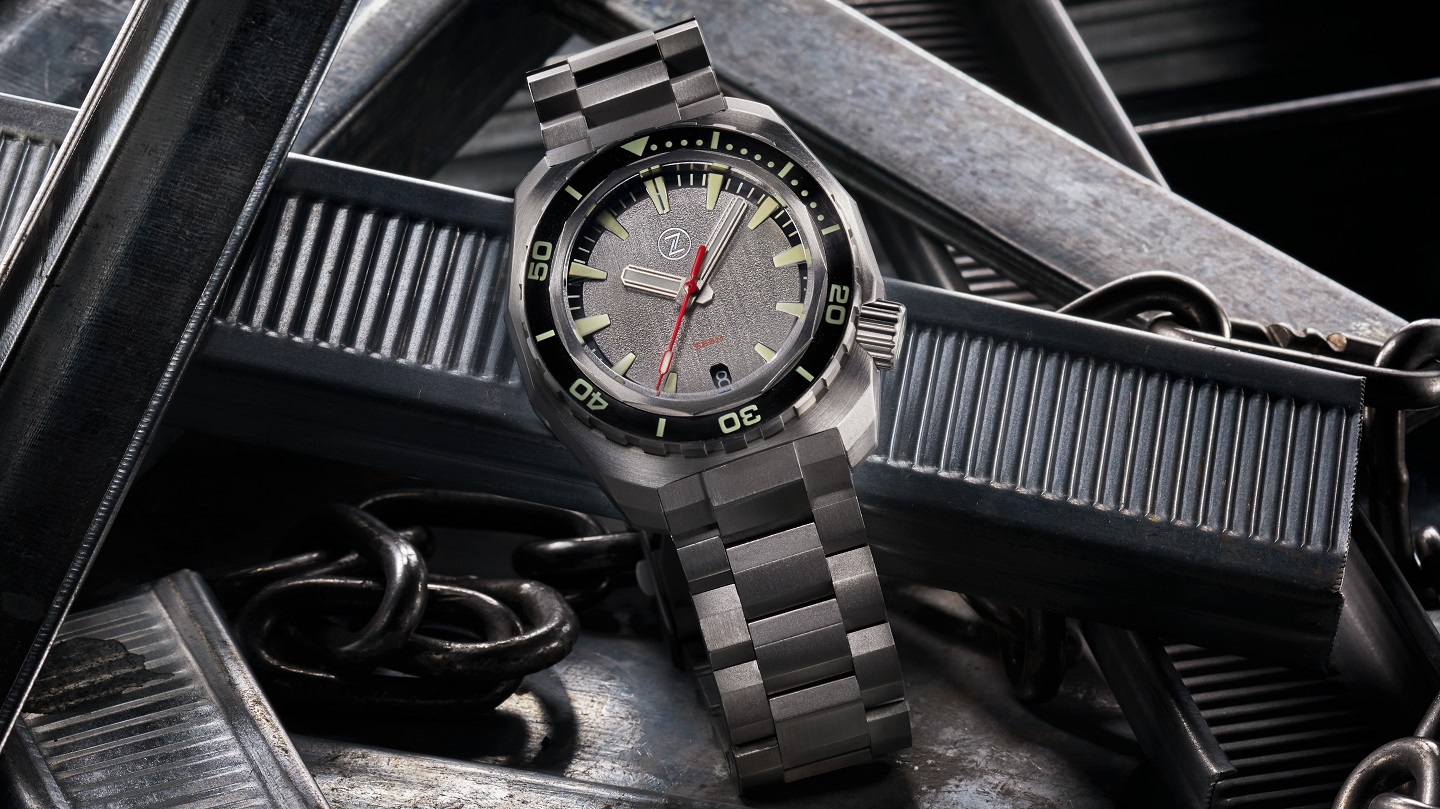 Zelos Hammerhead Titanium 1000M Dive Watch