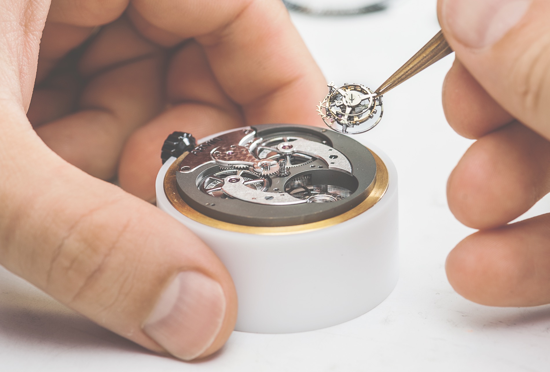 How An Armin Strom In-House Watch Movement Comes To Life