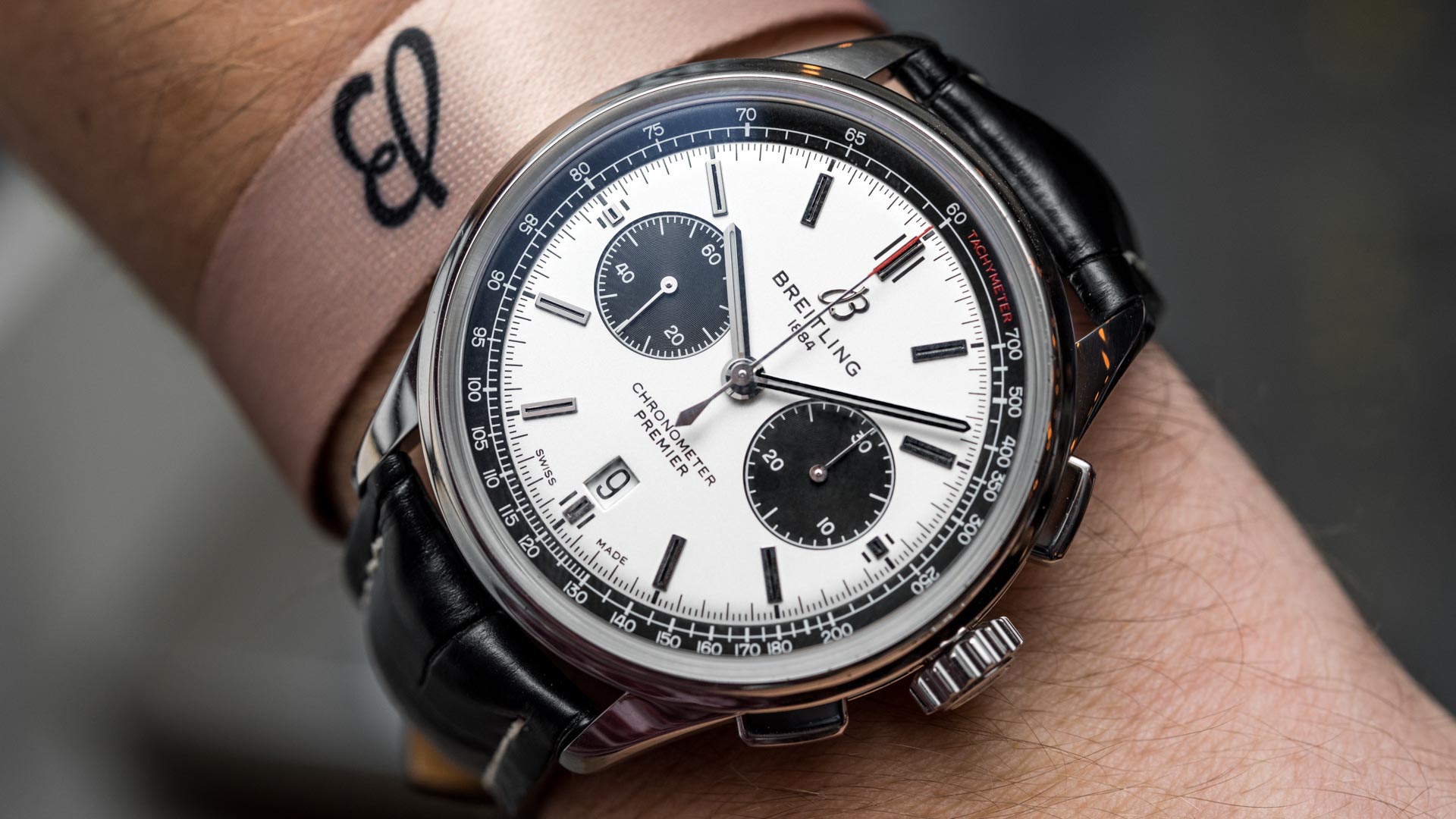 Breitling Premier B01 Chronograph 42 Watch Hands-On