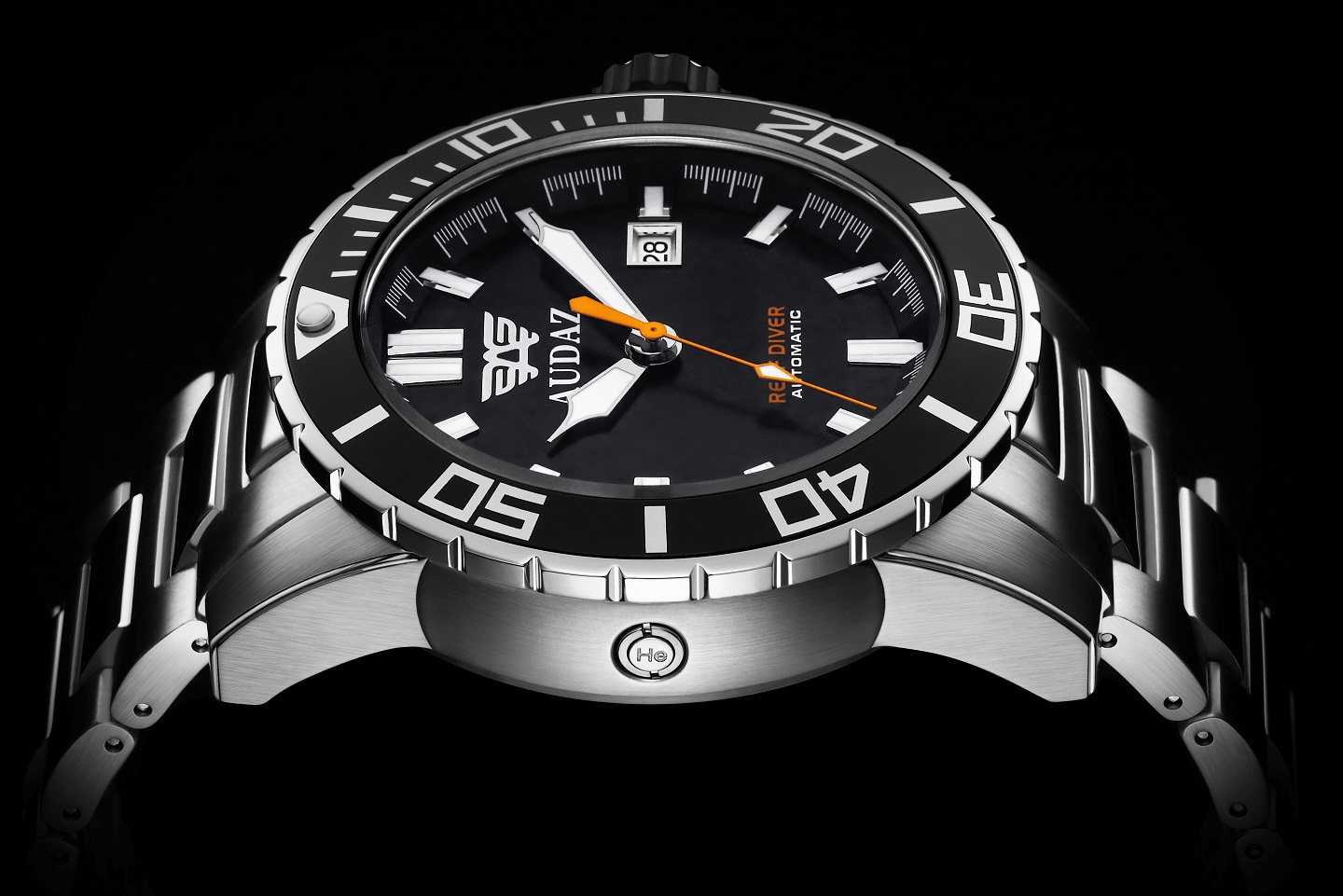 Audaz Reef Diver 300M Watch | aBlogtoWatch