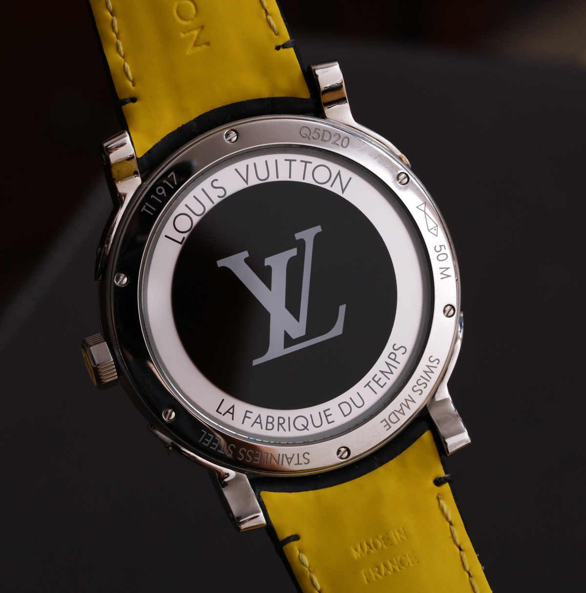 REVIEW: Five Days With The Louis Vuitton Escale Time Zone (With Original  Photos & Price)