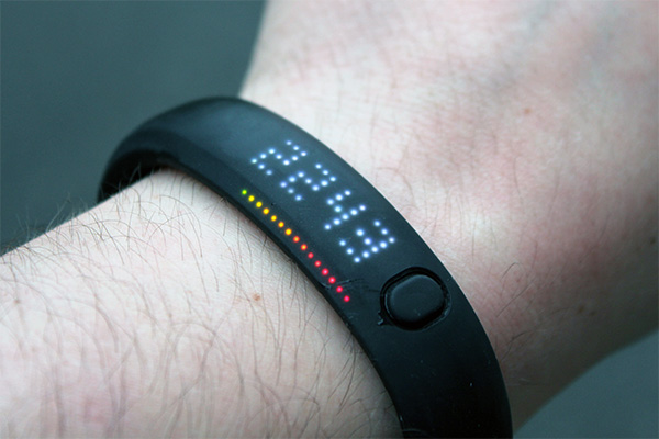 Catastrofe het internet Kinematica Nike+ FuelBand Watch Review | aBlogtoWatch