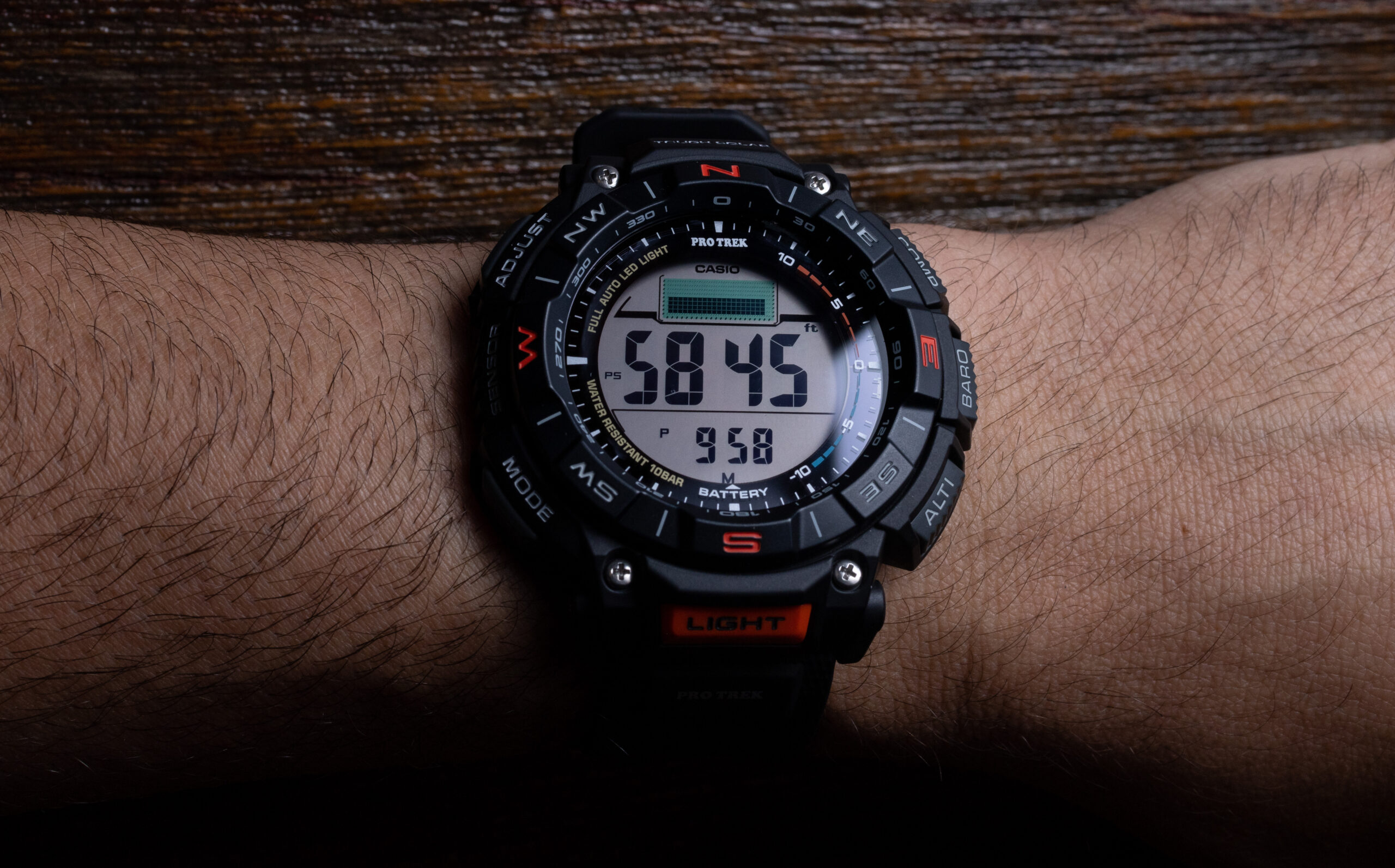 bryder ud Rød dato mager Watch Review: Casio Pro Trek PRG340 | aBlogtoWatch