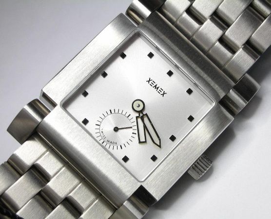Xemex Avenue silver faced watch
