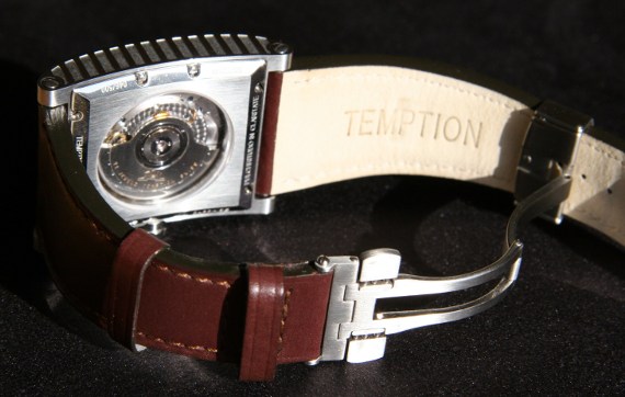 Temption Cameo watch back and clasp