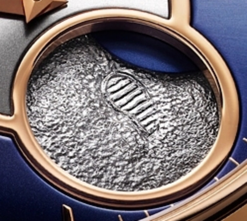 piaget-emperador-coussin-for-only-watch-2009-closeup