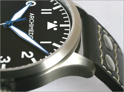 archimede-pilot-xl-automatic-watch-1