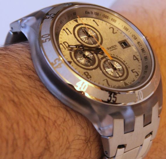 Caducado llegar Sentirse mal Swatch Automatic Chrono Watch Review | aBlogtoWatch