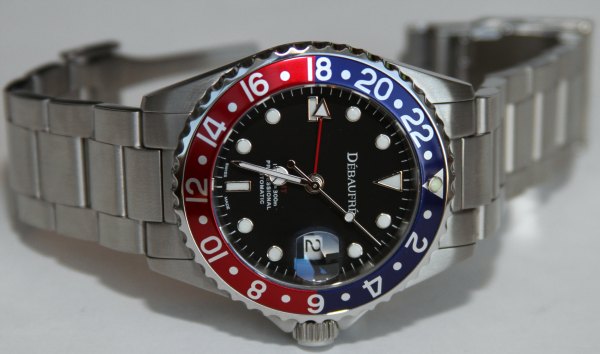 red and blue bezel watch