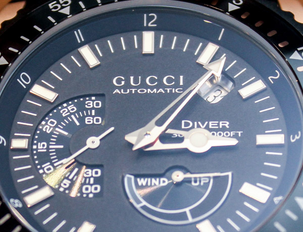 Gucci-XL-Diver-Power-Reserve-watch-3