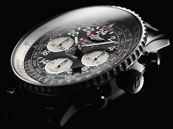 Breitling-Navitimer-Cosmonautre-Blacksteel-watch