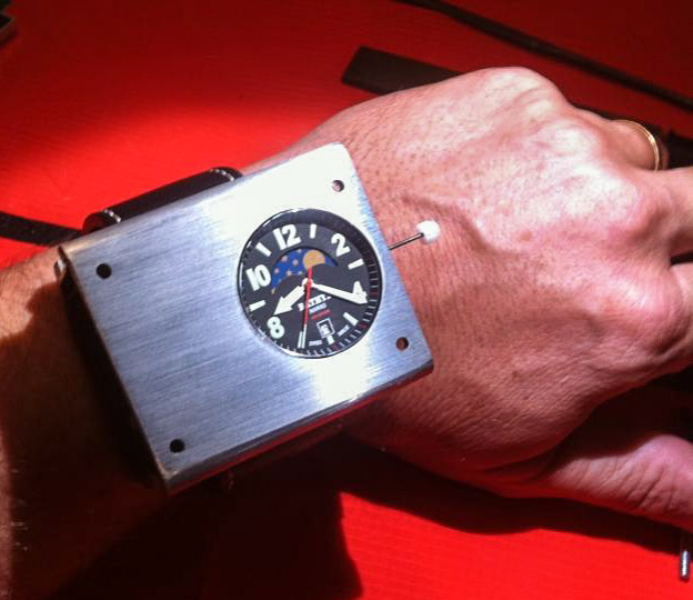 Bathys-Cesium-133-Atomic-Clock-Watch-2