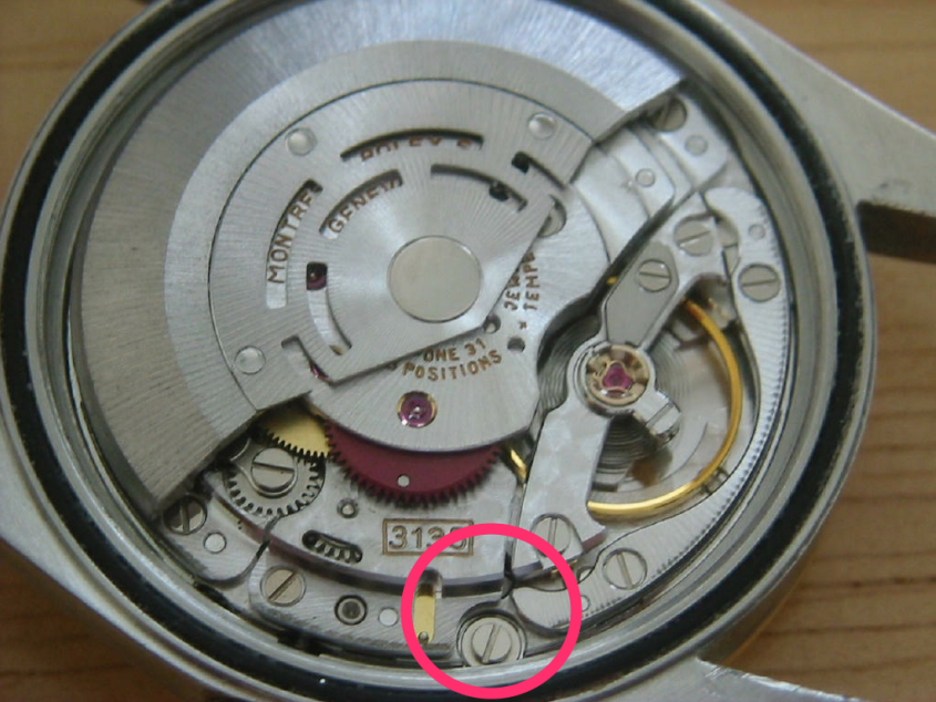Rolex uses a flange screw to mount the 3135 calibre in watches like this 36mm Datejust model.