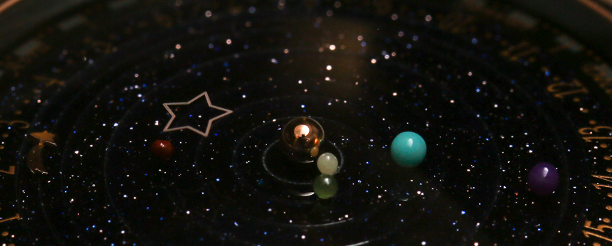 Van-Cleef-Arpels-Midnight-Planetarium-2