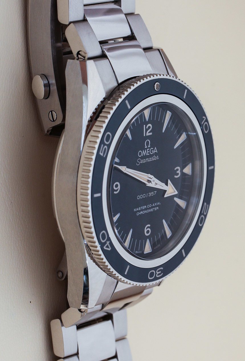 Omega-Seamaster-300-Master-Co-Axial-watch-18