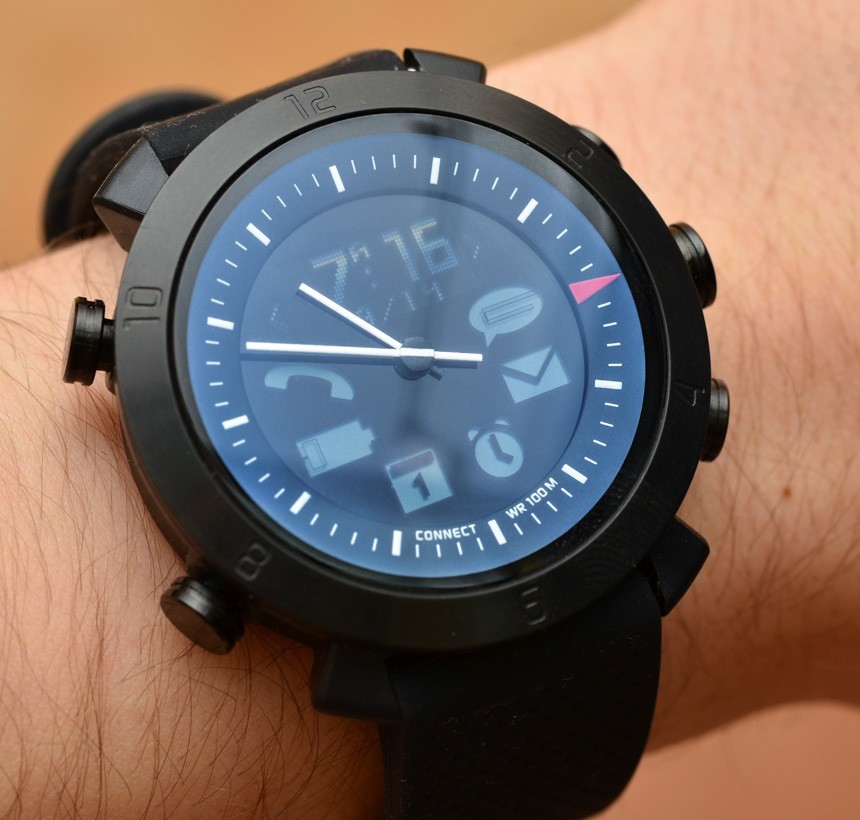 Hong-Kong-Watch-Clock-Fair-2014-Cogito-Classic-Smart-Watch
