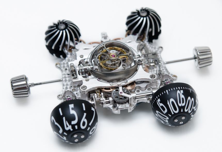 MB&F-HM6-Space-Pirate-Movement-Hands-On-17