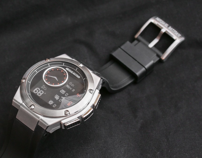 Michael-Bastian-MB-Chronowing-Smartwatch-Review-22
