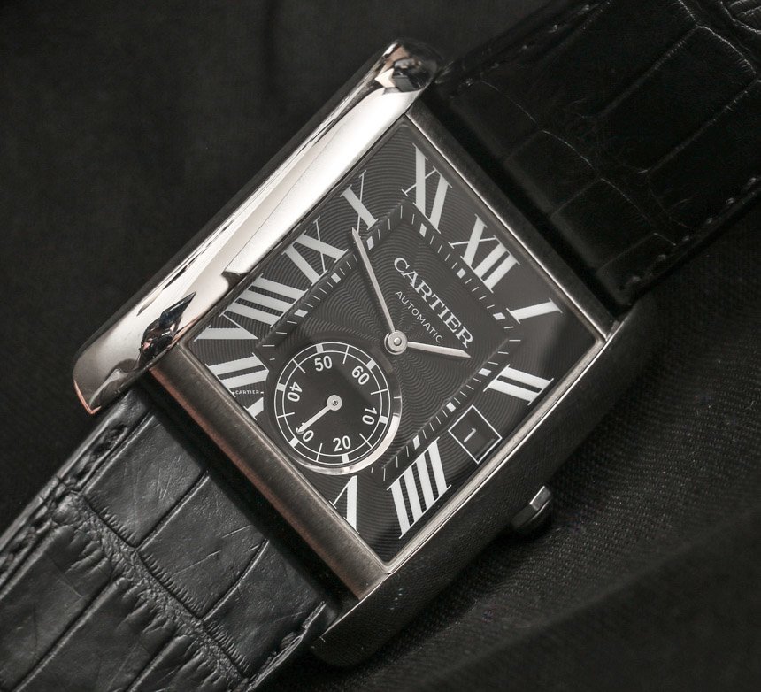 Pre-owned Cartier Tank watches maintain the same appeal that makes this watch a legend since the early 1900s.