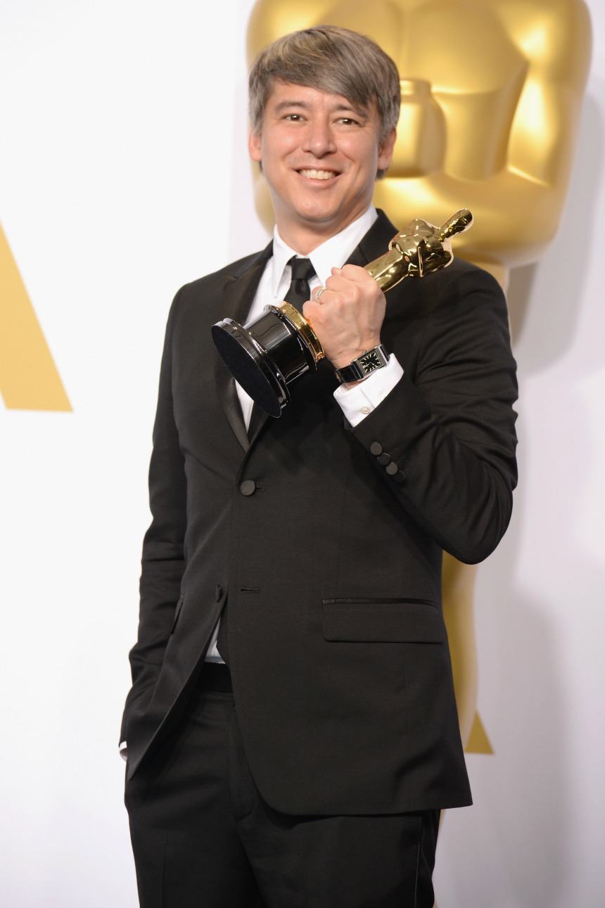 Tom Cross wearing a Jaeger-LeCoultre Grande Reverso Ultra Thin Tribute to 1931 during the Academy Awards
