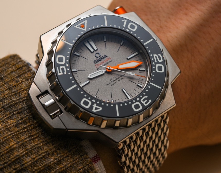 Omega-Seamaster-Ploprof-1200M-2015-ablogtowatch-hands-on-21