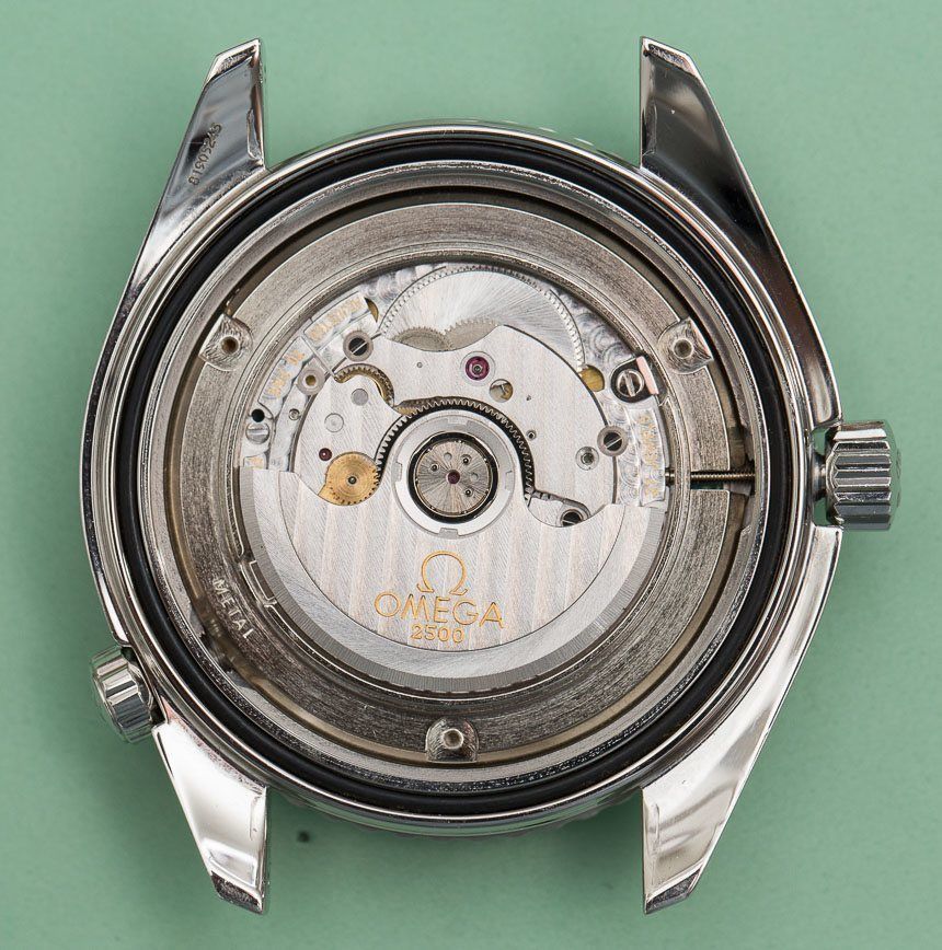 Omega-Seamaster-Watch-Movements-compared-4