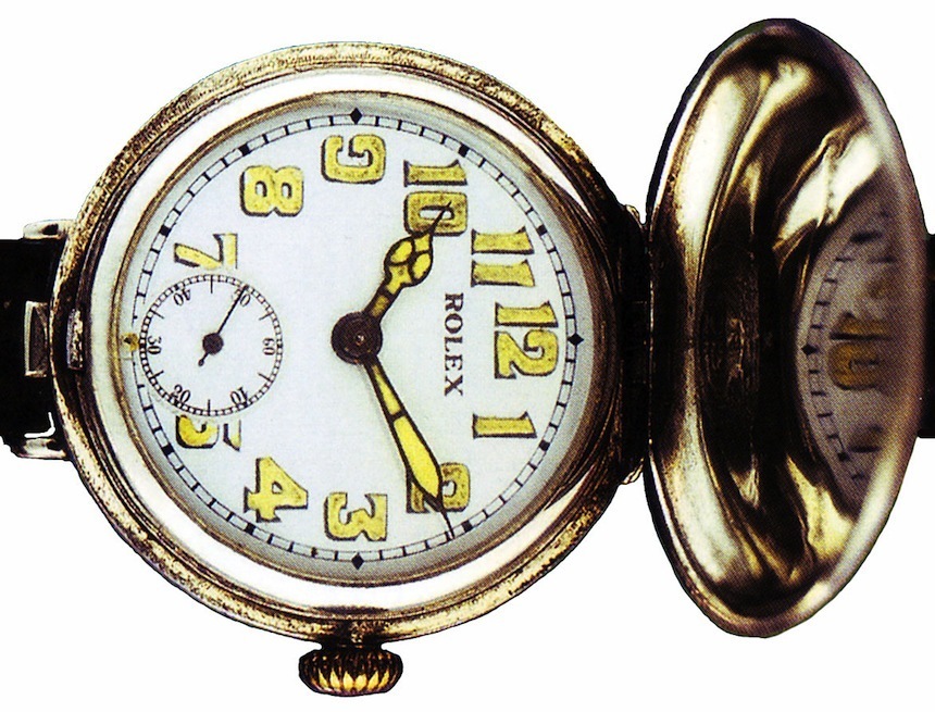 1915 Rolex wrist watch featuring a snap-front hunting style case. Source: Jakes Rolex World