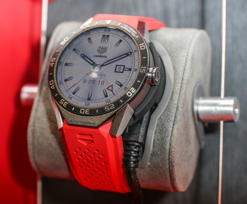 TAG-Heuer-Connected-Watch-aBlogtoWatch-115