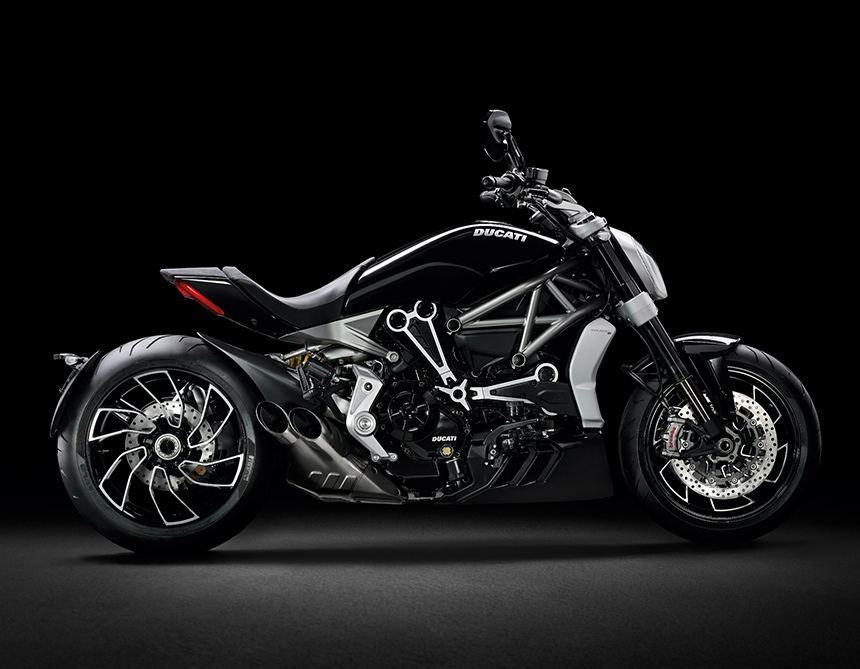 Tudor-Fastrider-Black-Shield-42000CN-Ducati-XDiavel-motorcycle-aBlogtoWatch