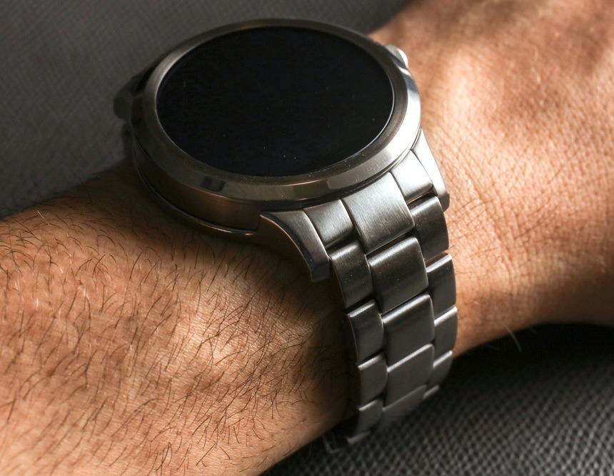 Fossil-Q-Founder-Smartwatch-aBlogtoWatch-13