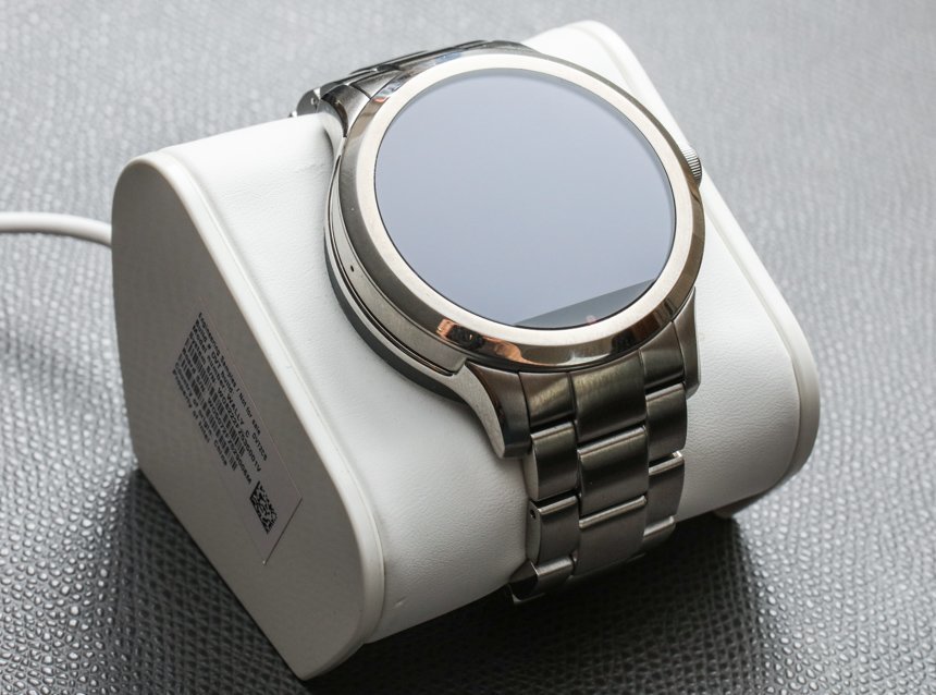 Fossil-Q-Founder-Smartwatch-aBlogtoWatch-15