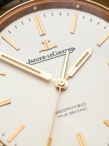 Jaeger-LeCoultre Geophysic True Second Watch Hands-On | aBlogtoWatch