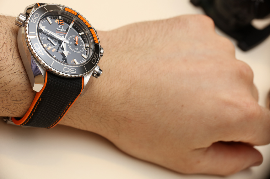 Omega-Seamaster-Planet-Ocean-Master-Chronometer-Chronograph-watch-orange-6