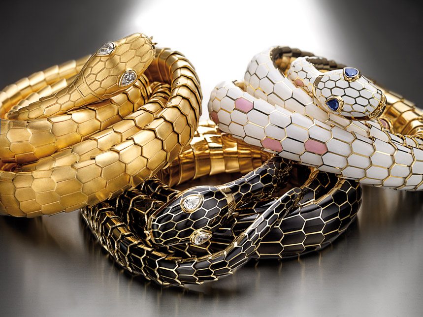 Bulgari-Serpenti-Tubogas-Watch-Bracelet-High-Jewelry-Diamonds-aBlogtoWatch-2