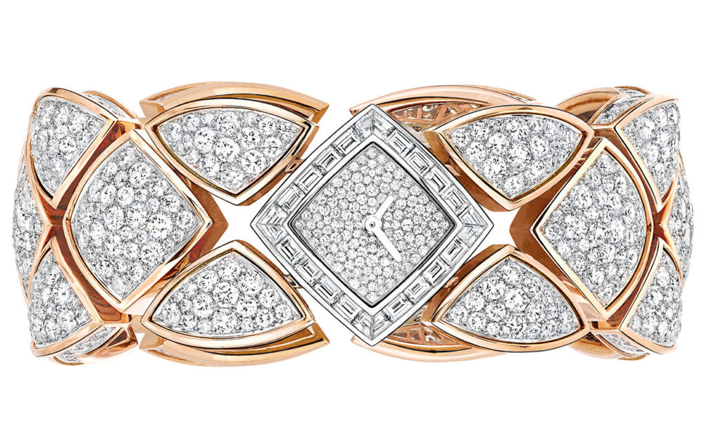 The Chanel Signature Saphir is centered by a 17.2-carat cushion-cut Padparadscha sapphire.