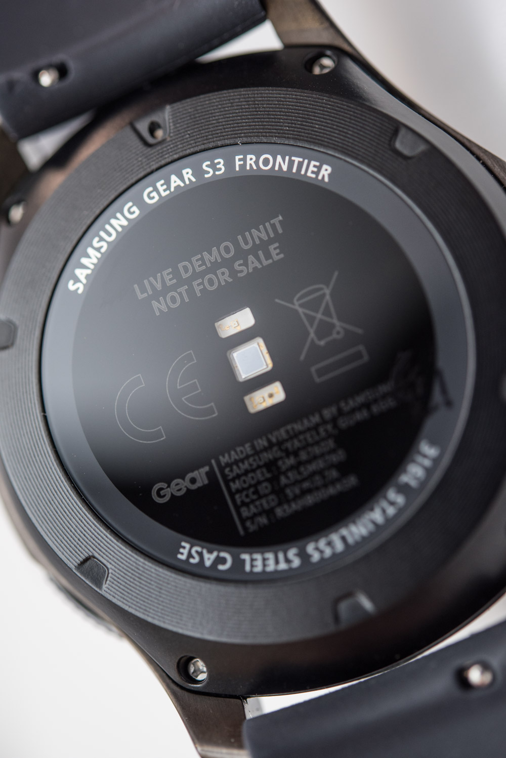 Samsung-Gear-S3-Classic-Frontier-Smartwatch-aBlogtoWatch-33