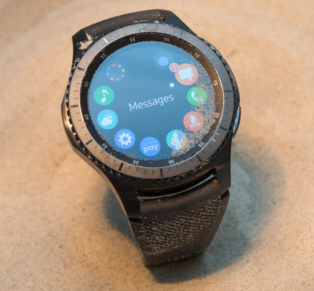 Samsung-Gear-S3-Classic-Frontier-Smartwatch-aBlogtoWatch-5