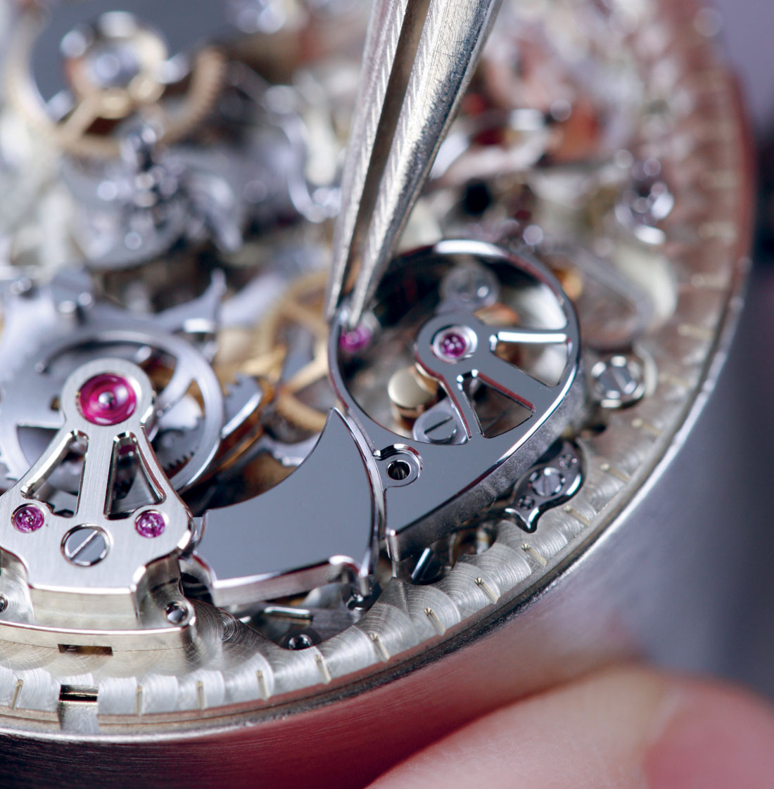 chopard-luc-full-strike-minute-repeater-movement-ablogtowatch-13