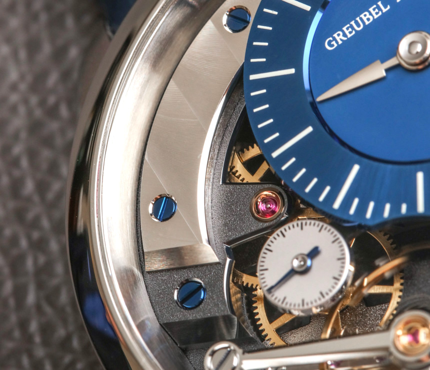 greubel-forsey-signature-1-limited-edition-steel-blue-for-usa-red-gold-ablogtowatch-16