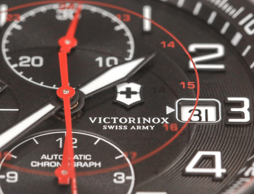 victorinox-swiss-army-airboss-mechanical-chronograph-black-edition-241741-ablogtowatch-09