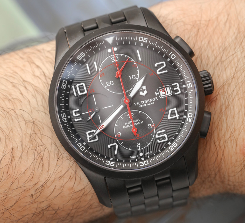 Groenteboer ader thuis Victorinox Swiss Army Airboss Mechanical Chronograph Black Edition 241741  Watch Review | aBlogtoWatch
