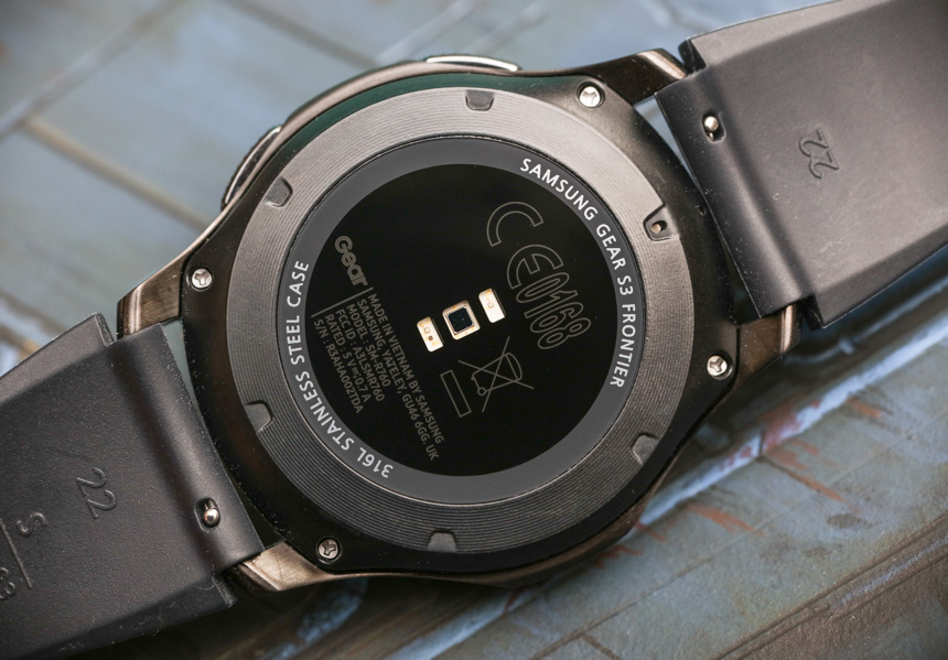Samsung-Gear-S3-Smartwatch-aBlogtoWatch-25