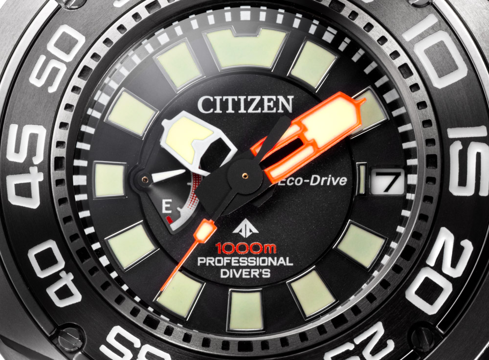 Citizen-Promaster-Eco-Drive-Professional-1000m-BN7020-09E-5