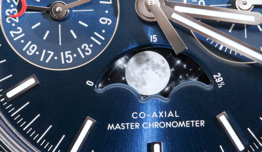 Omega-Speedmaster-Moonwatch-Co-Axial-Master-Chronometer-Moonphase-Chronograph-30433445203001-aBlogtoWatch-19