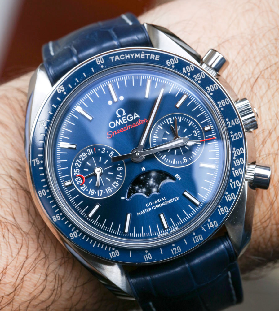 Omega-Speedmaster-Moonwatch-Co-Axial-Master-Chronometer-Moonphase-Chronograph-30433445203001-aBlogtoWatch-5