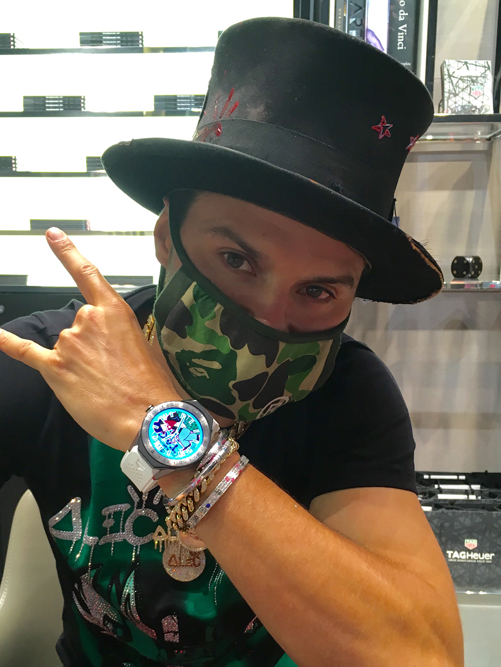 en anden samtale Berettigelse TAG Heuer Alec Monopoly Special Edition Connected Watch Unveiled At Art  Basel Miami | aBlogtoWatch