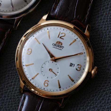 Orient Bambino Small Seconds gold tone detail